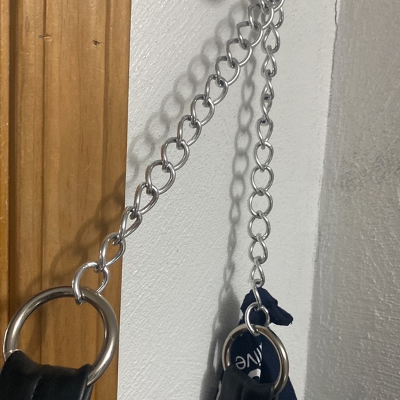 Rock ‘n’ roll Hall of Fame cap NE SzM+House of blues🎶purse +bandanna - Picture 17 of 17